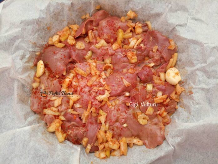 Ficatei de pui la cuptor Ficatei de pui la cuptor