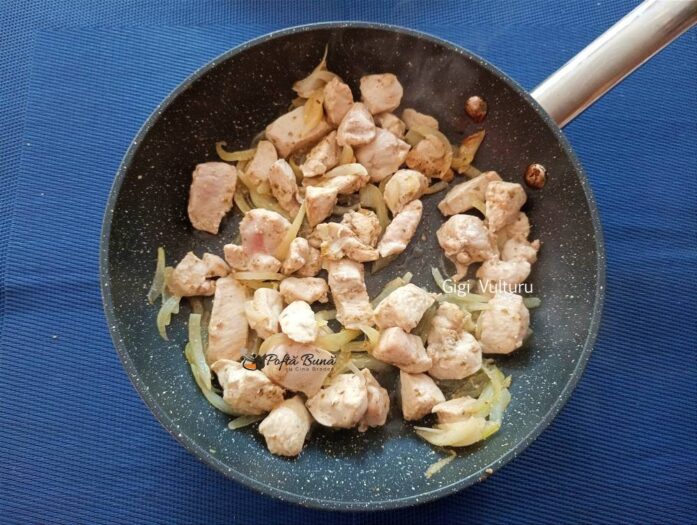Quiche din lipii cu piept de pui Quiche din lipii cu piept de pui