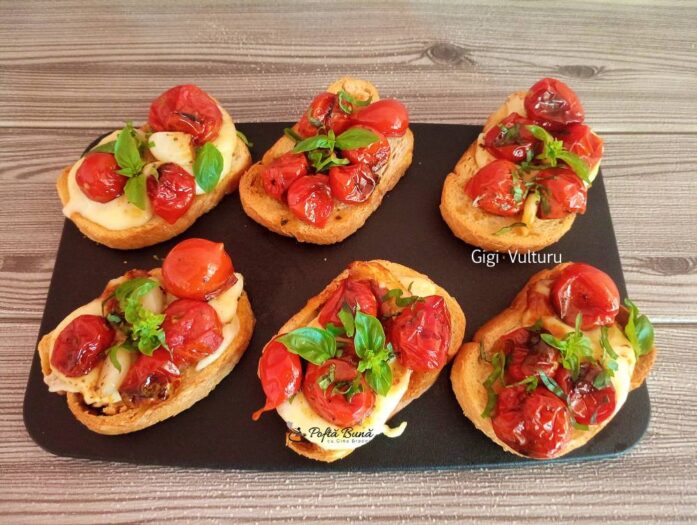 Aperitiv din rosii cherry si cascaval Aperitiv din rosii cherry si cascaval