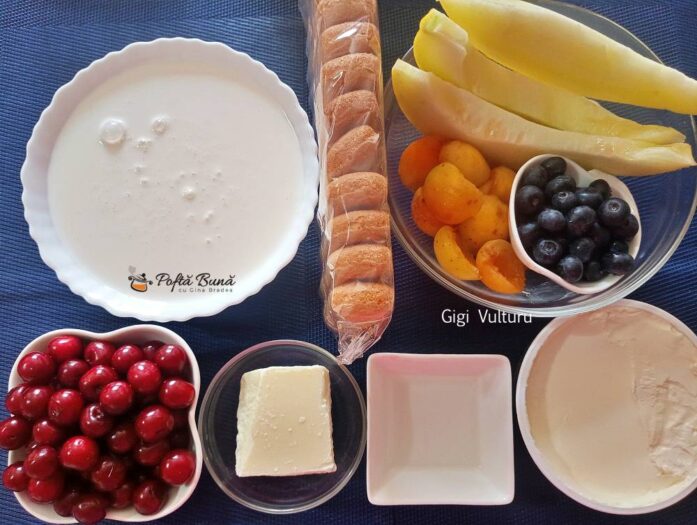 Desert din piscoturi, fructe si frisca