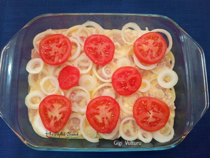 Dovlecei cu piept de pui la cuptor Dovlecei cu piept de pui la cuptor