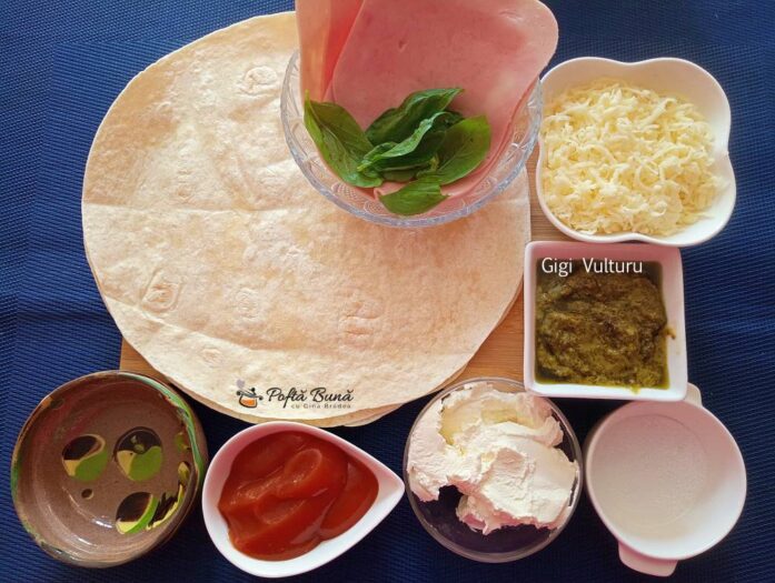 Lipii cu pesto si ketchup Lipii cu pesto si ketchup