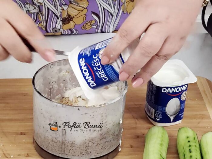 Supa rece de castraveti reteta bulgareasca de Tarator