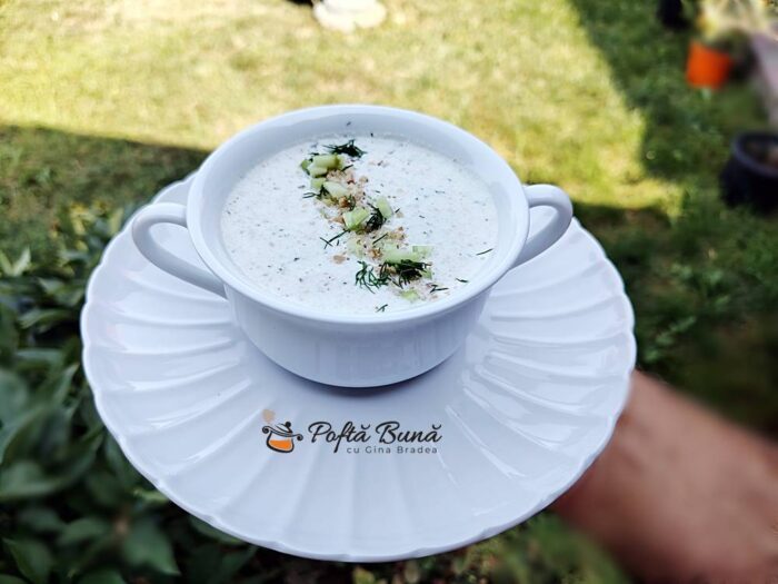 Supa rece de castraveti reteta bulgareasca de Tarator