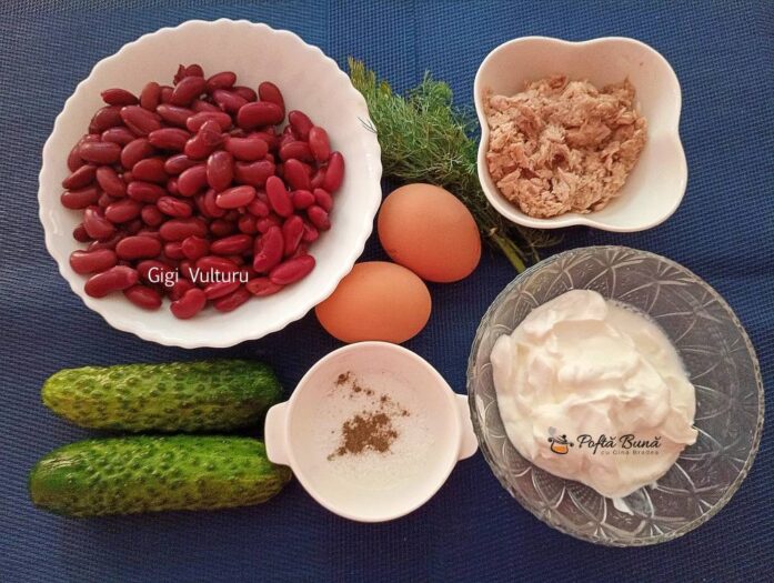 Salata proteica de fasole boabe cu castraveti si iaurt grecesc