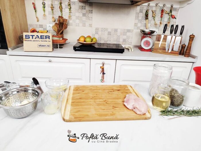 Cum se marineaza carnea de pui - 3 retete de bait Cuma se marineaza carnea de pui 3 retete de bait gina bradea 3 700x525 - Cum se marineaza carnea de pui - 3 retete de bait