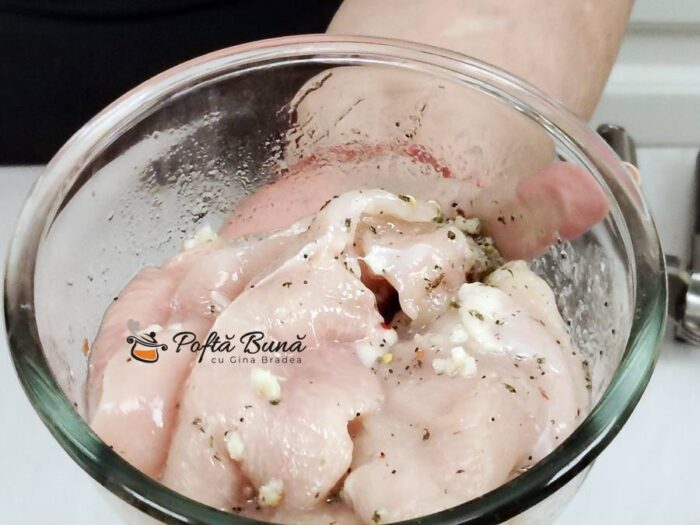 Cum se marineaza carnea de pui - 3 retete de bait delicioase Cum se marineaza carnea de pui - 3 retete de bait delicioase