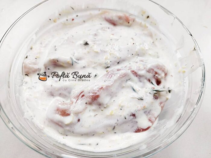 Cum se marineaza carnea de pui - 3 retete de bait Cuma se marineaza carnea de pui 3 retete de bait gina bradea 6 700x525 - Cum se marineaza carnea de pui - 3 retete de bait