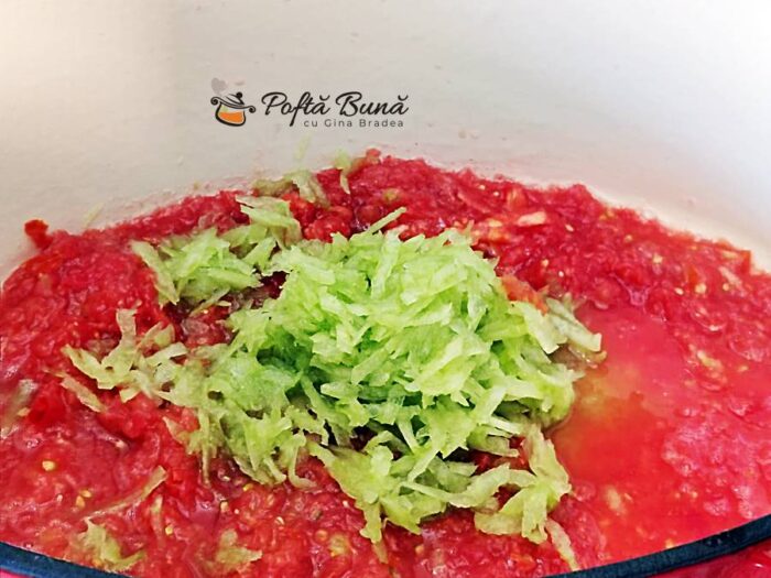 Pilaf de orez sarbesc cu piept de pui reteta gina bradea 8 700x525 - Pilaf sarbesc cu pui si legume