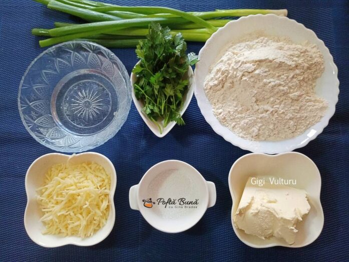 Placinte din aluat de clatite placinte aluat clatite reteta 2 697x525 - Placinte din aluat de clatite