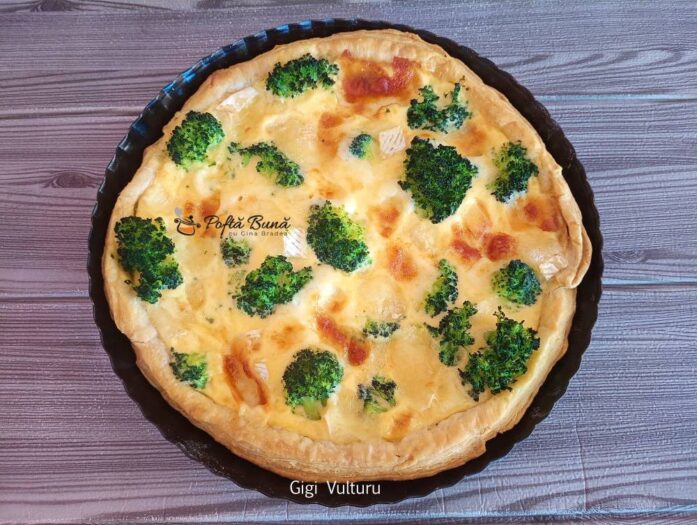 Tarta din foietaj cu branzeturi si broccoli