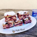 Prajitura pufoasa cu prune si iaurt