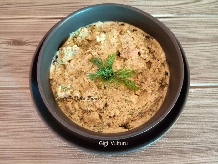 Pasta de oua cu macrou si marar