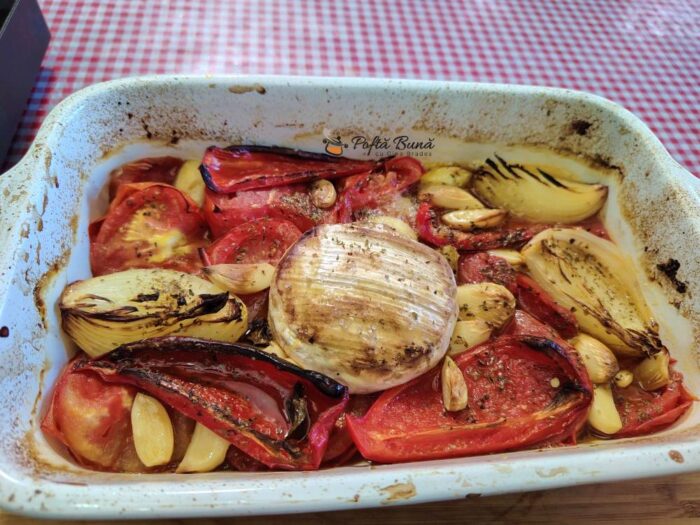 paste cu rosii si branza la cuptor reteta gina bradea 3 700x525 - Paste cu rosii si branza la cuptor