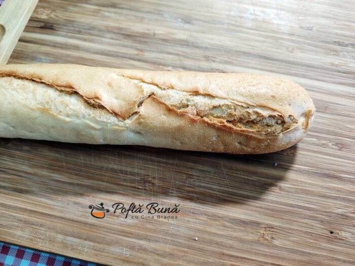 Bruschete simple din baghete reteta gina bradea 2 700x525 - Bruschete simple din baghete