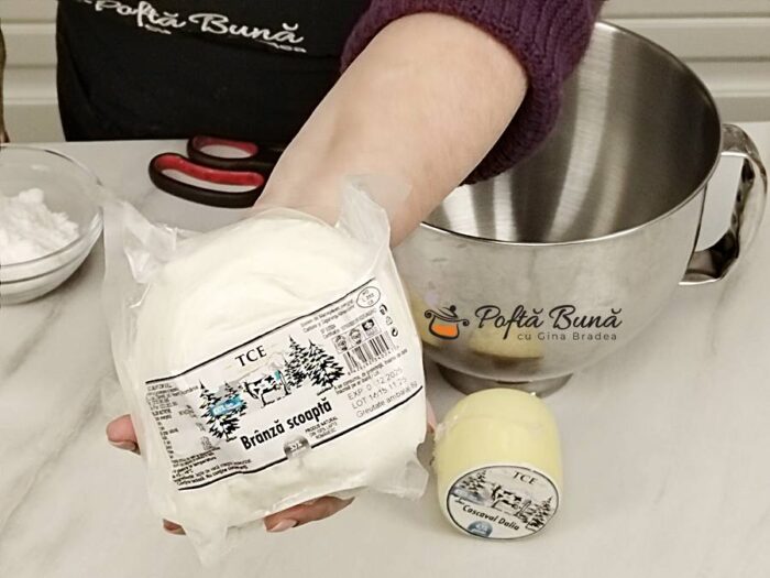 Prajitura cu branza de vaci reteta veche Prajitura cu branza de vaci reteta veche