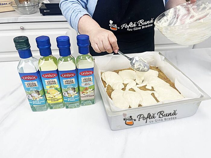 Prajitura turnata de post cu mere reteta gina bradea 6 700x525 - Prajitura turnata de post cu mere