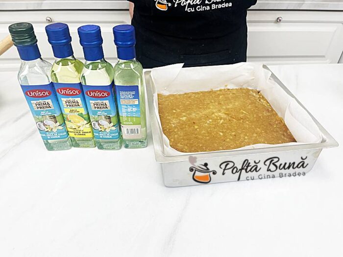 Prajitura turnata de post cu mere reteta gina bradea 7 700x525 - Prajitura turnata de post cu mere