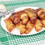 Cornuri cu cascaval si branza