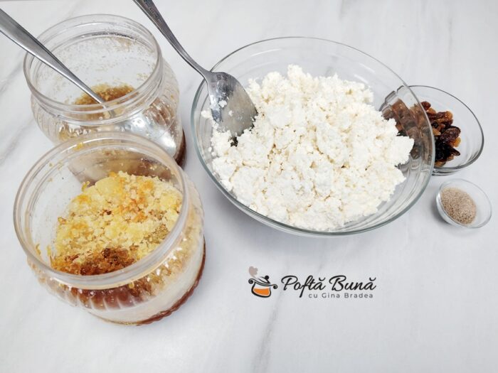 Placinta cu branza dulce si stafide cu foi de casa din aluat dospit reteta gina bradea 3 700x525 - Placinta cu branza dulce si stafide, cu foi de casa