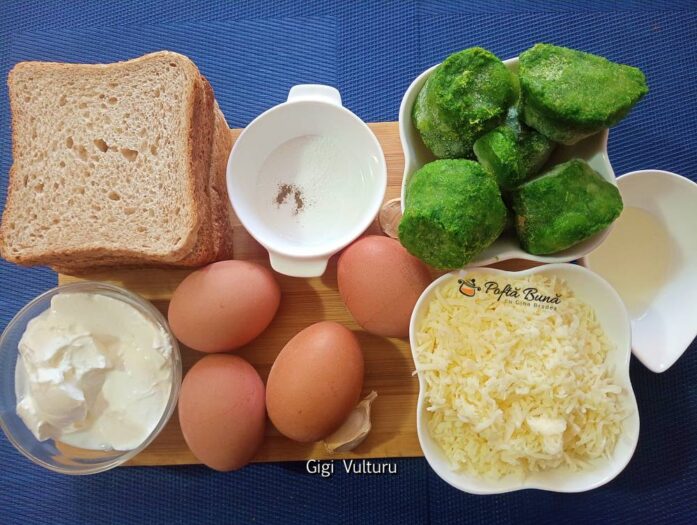 Paine toast cu spanac si oua