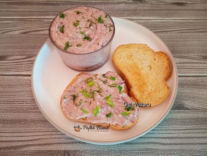 Pasta de fasole rosie cu branza topita