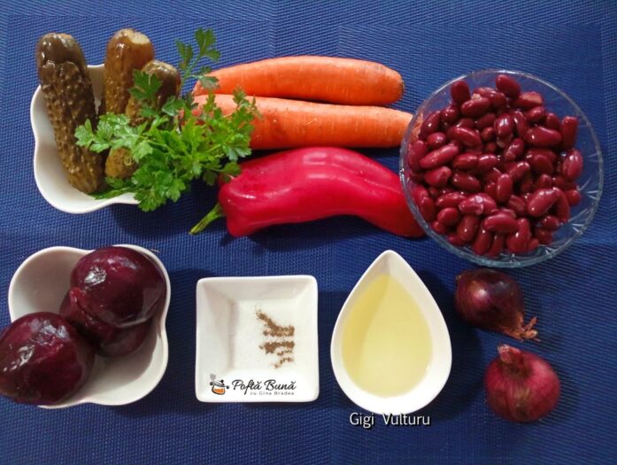 Salata de sfecla rosie cu morcovi, castraveti murati si fasole rosie