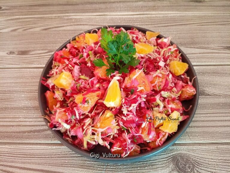 Salata de varza cu sfecla rosie si portocala