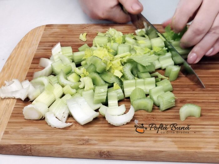 Caponata siciliana reteta italiana de ghiveci de legume vinete ardei capere reteta gina bradea 4 700x525 - Caponata siciliana reteta italiana de ghiveci