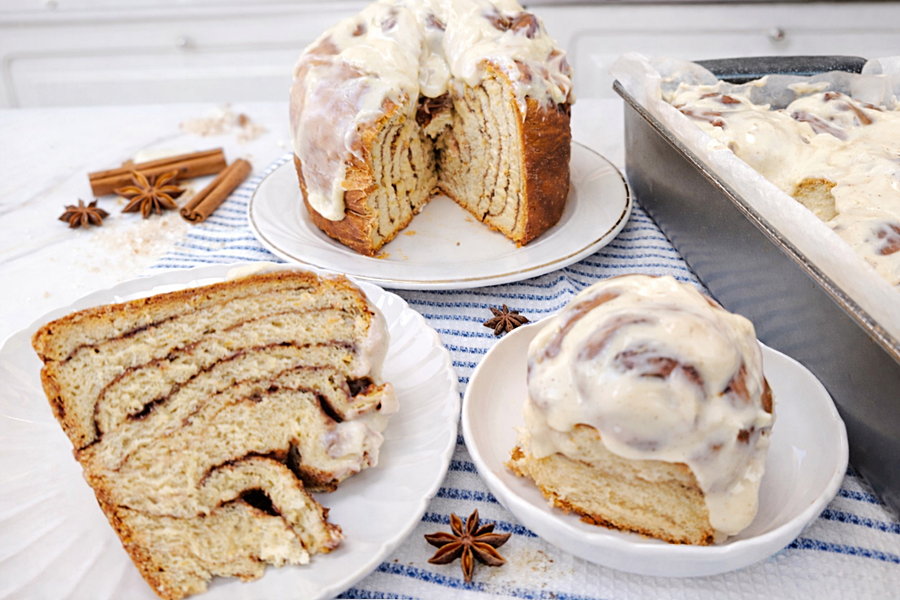 Rulouri cu scortisoara si crema de branza - cinnamon rolls