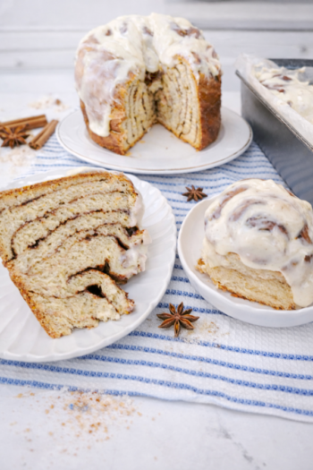 Rulouri cu scortisoara si crema de branza - cinnamon rolls