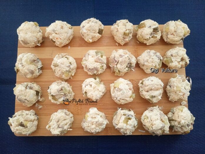 bilute piept pui ciuperci mozzarella reteta gina bradea 4 697x525 - Bilute din piept de pui, ciuperci si mozzarella