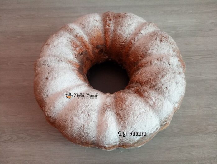 chec marmorat cu fructe de padure reteta 3 697x525 - Chec marmorat cu fructe de padure