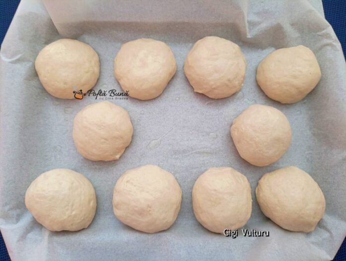 fugazzeta reteta argentiniana gina bradea 2 697x525 - Fugazzeta