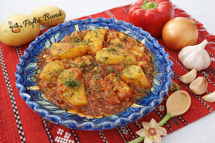 Mancare de cartofi simpla, de post &ndash; reteta traditionala