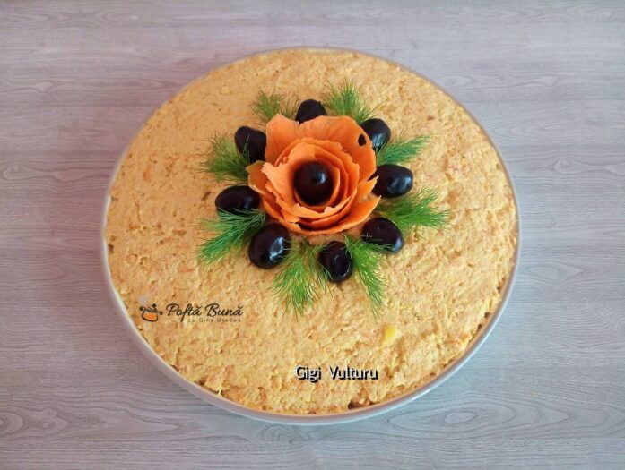 Pasta din piept de pui cu morcov si ceapa