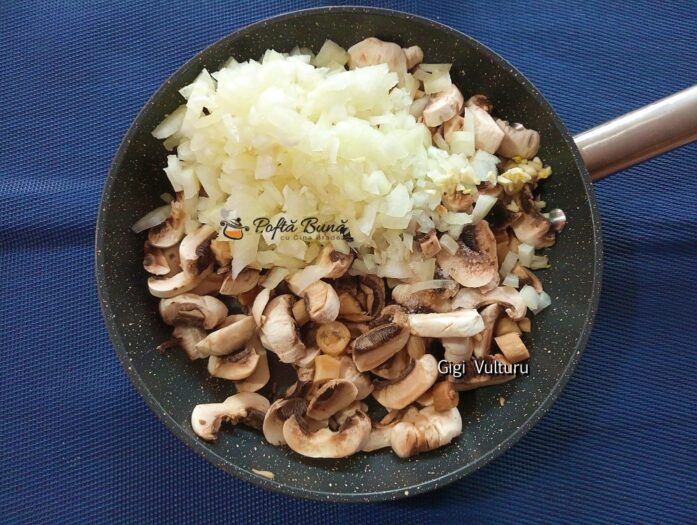 salata de conopida cu ciuperci reteta 3 697x525 - Salata de conopida cu ciuperci