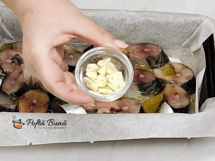 Macrou marinat la cuptor