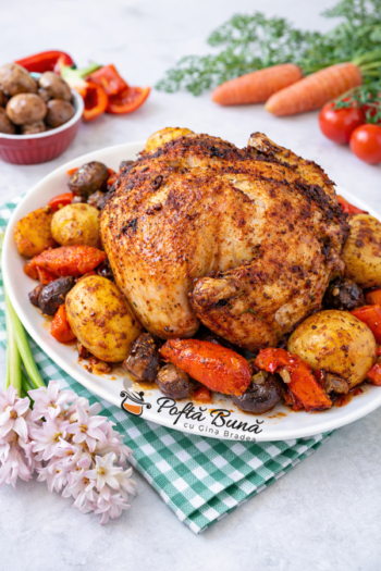 Pui la punga cu legume la cuptor Pui la punga cu legume la cuptor