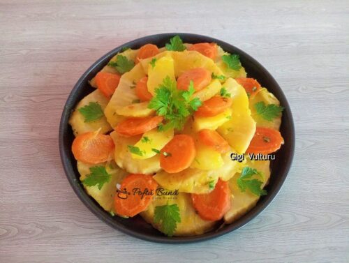 Telina cu portocale, morcovi si cartofi la tigaie