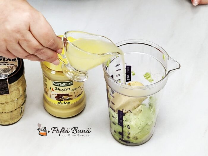 Maioneza de post din avocado cu mustar reteta gina bradea 5 700x525 - Maioneză de post din avocado cu muștar