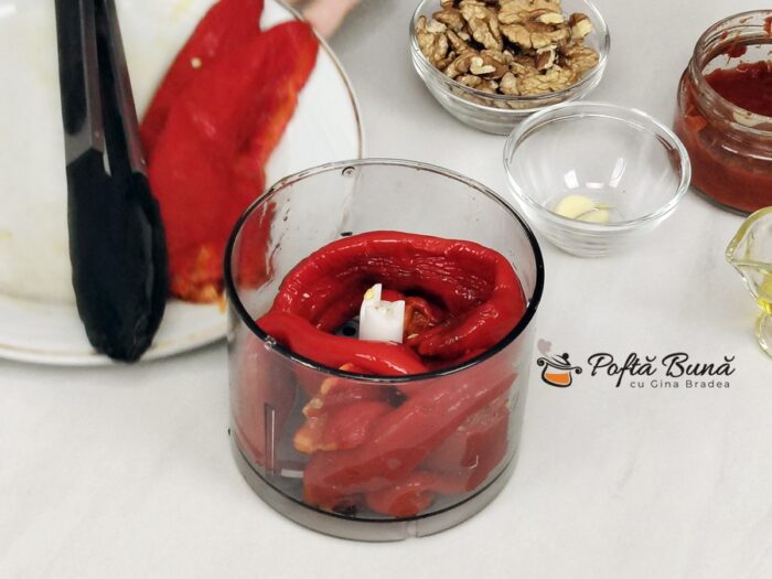 Muhammara pasta de ardei copti cu nuci