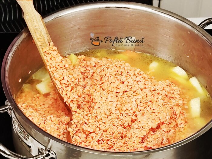 Supă cremă de linte &ndash; rețetă simplă, ieftină și gustoasă