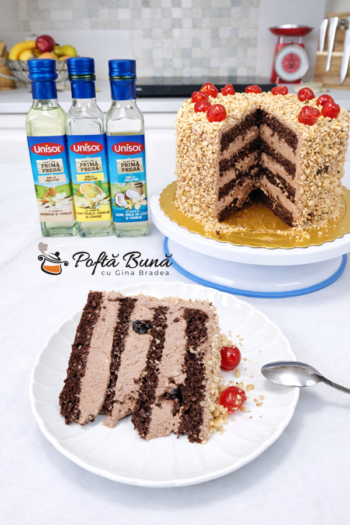 Tort cu nucă și cremă de ciocolată cu vișine