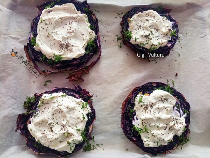 varza rosie sos iaurt menta reteta gina bradea 3 697x525 - Varză roșie cu sos de iaurt și mentă