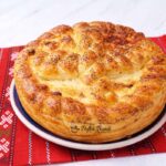 Pască cu brânză sărată – rețetă tradițională cu aluat dospit pufos
