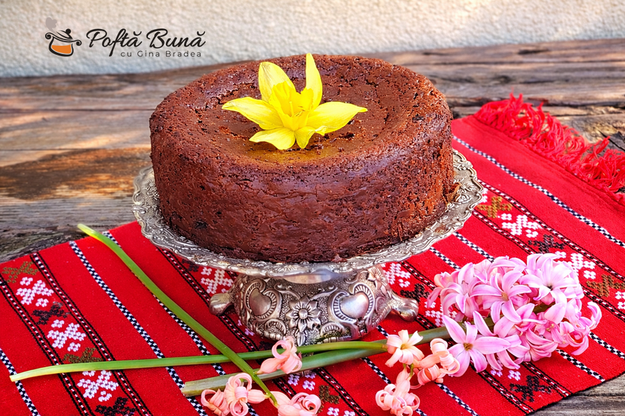 Pasca cu ciocolată fără aluat &ndash; rețetă simplă și cremoasă, explicată pas cu pas