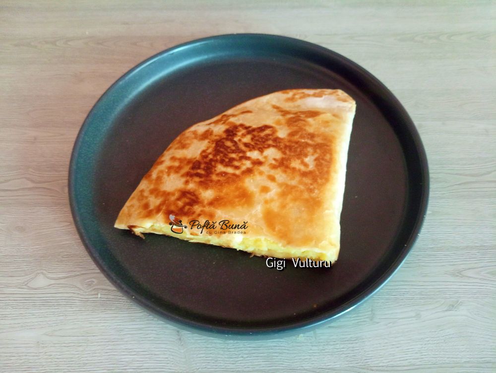 Lipii cu piure de cartofi și cașcaval afumat