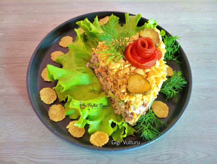 salata de hrisca reteta gina bradea 2 697x525 - Salată de hrișcă cu iaurt grecesc și ardei