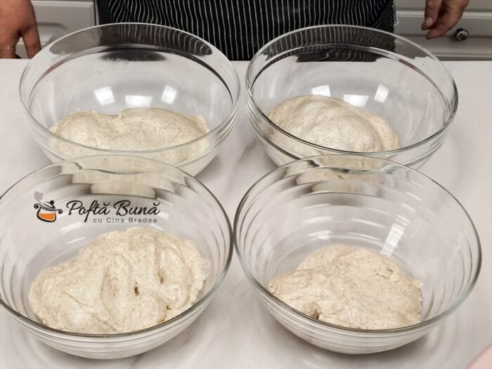 Baghete răsucite cu măsline, ceapă, parmezan rețetă de ciabatta